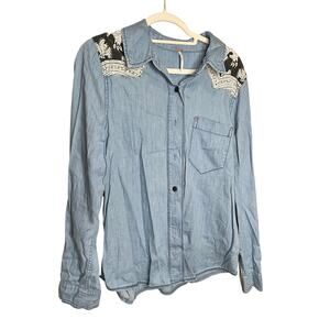 Free People Denim Cowboy Shirt Button-Up Long Sleeve Blue Womens Size L NWT